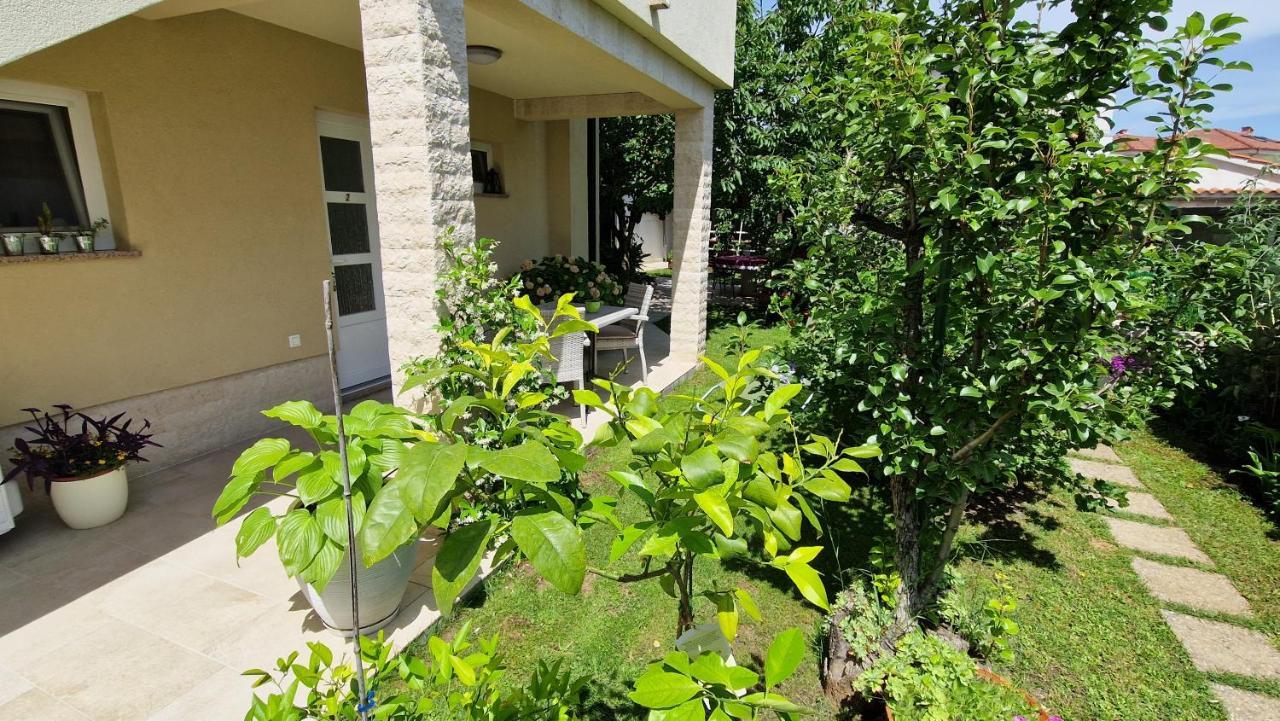 Apartment Pipo Krk Town Luaran gambar